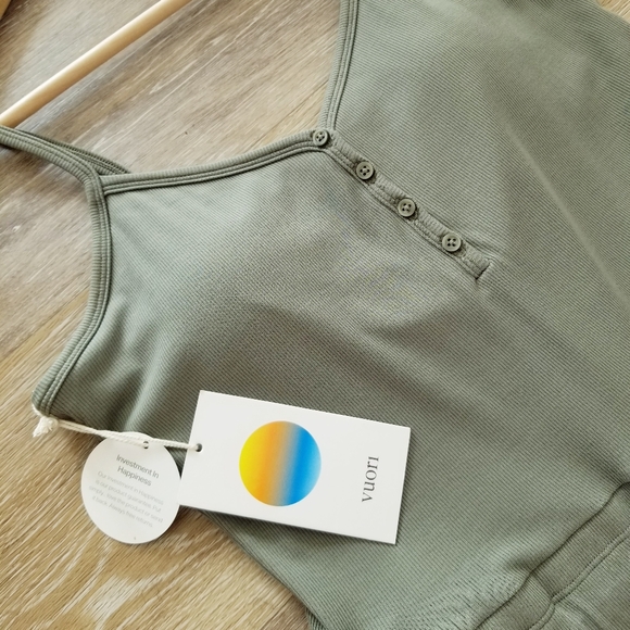 Vuori Pose Henley Jumpsuit NWT Shelf Bra Pockets Drawcord Wide Leg Flare Ribbed - Picture 5 of 13